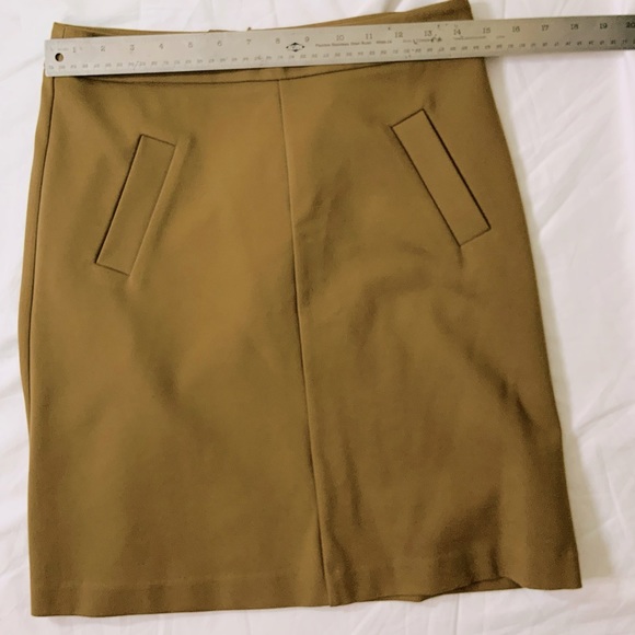 Mario Seranni Mini Skirt NWOT - Picture 3 of 6